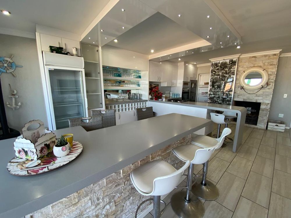 First floor open-plan lounge, kitchen and lounge with balcony