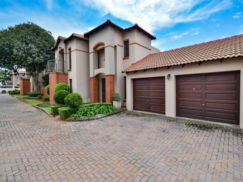A PERFECT PLACE TO CALL HOME! - Photo 6