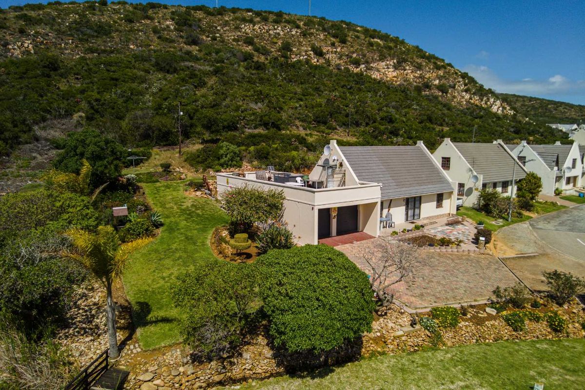 Stunning Home in Vogelsang Landgoed, Island View, Mossel Bay - Photo 2