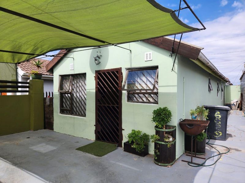 Charming 3-Bedroom Home with Modern Amenities - Photo 9