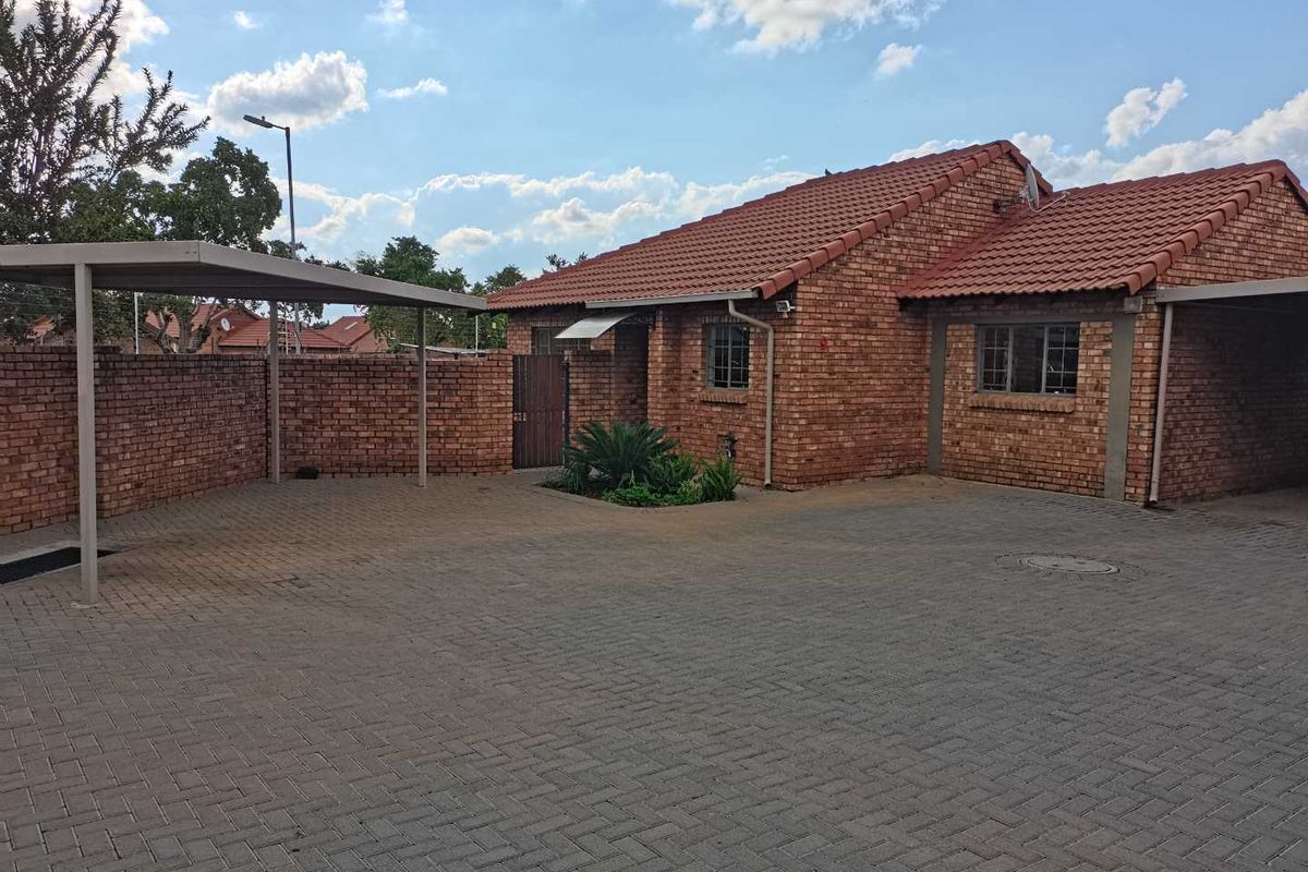 02 Bed Townhouse to rent - Photo 4