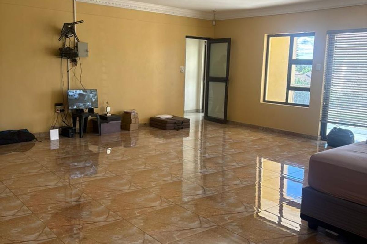 Freestanding house to let In Pionierspark - Photo 5