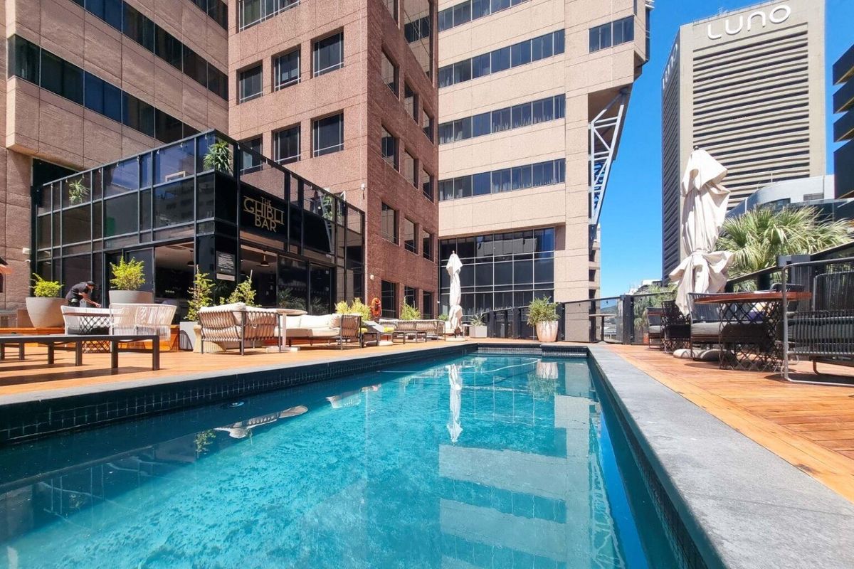 City living at its finest - Photo 5