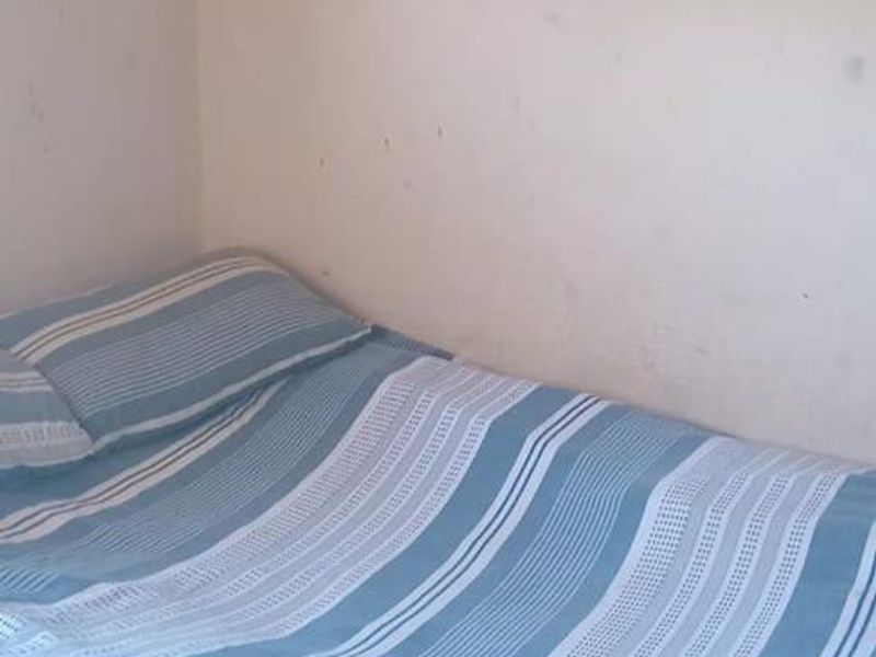 Cozy 2-Bedroom Start-Up Home for Sale in Harare - Photo 9
