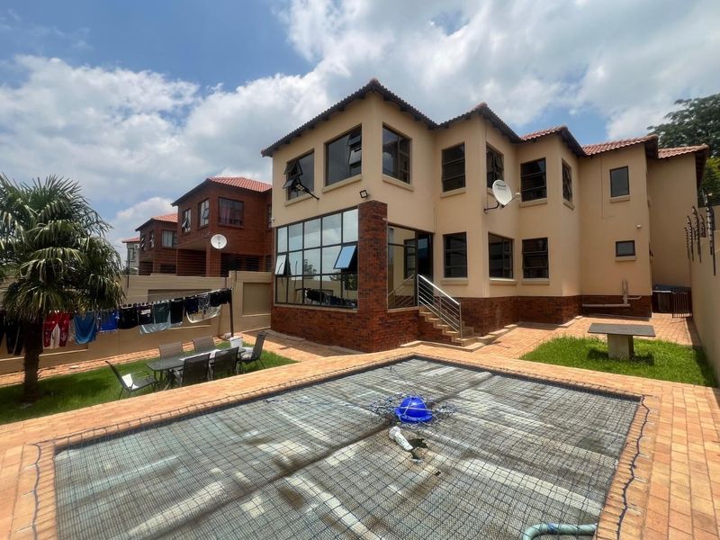 House For Sale in South Crest, Alberton - Photo 2