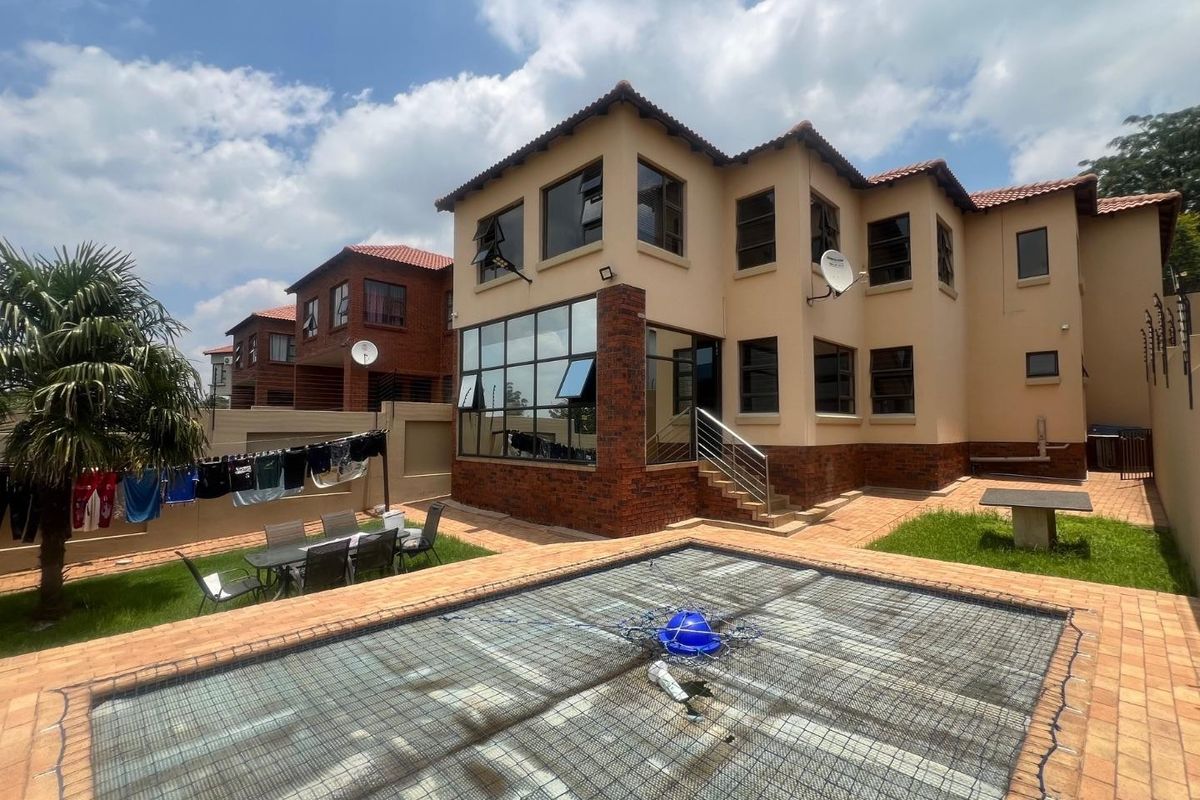 House For Sale in South Crest, Alberton - Photo 2