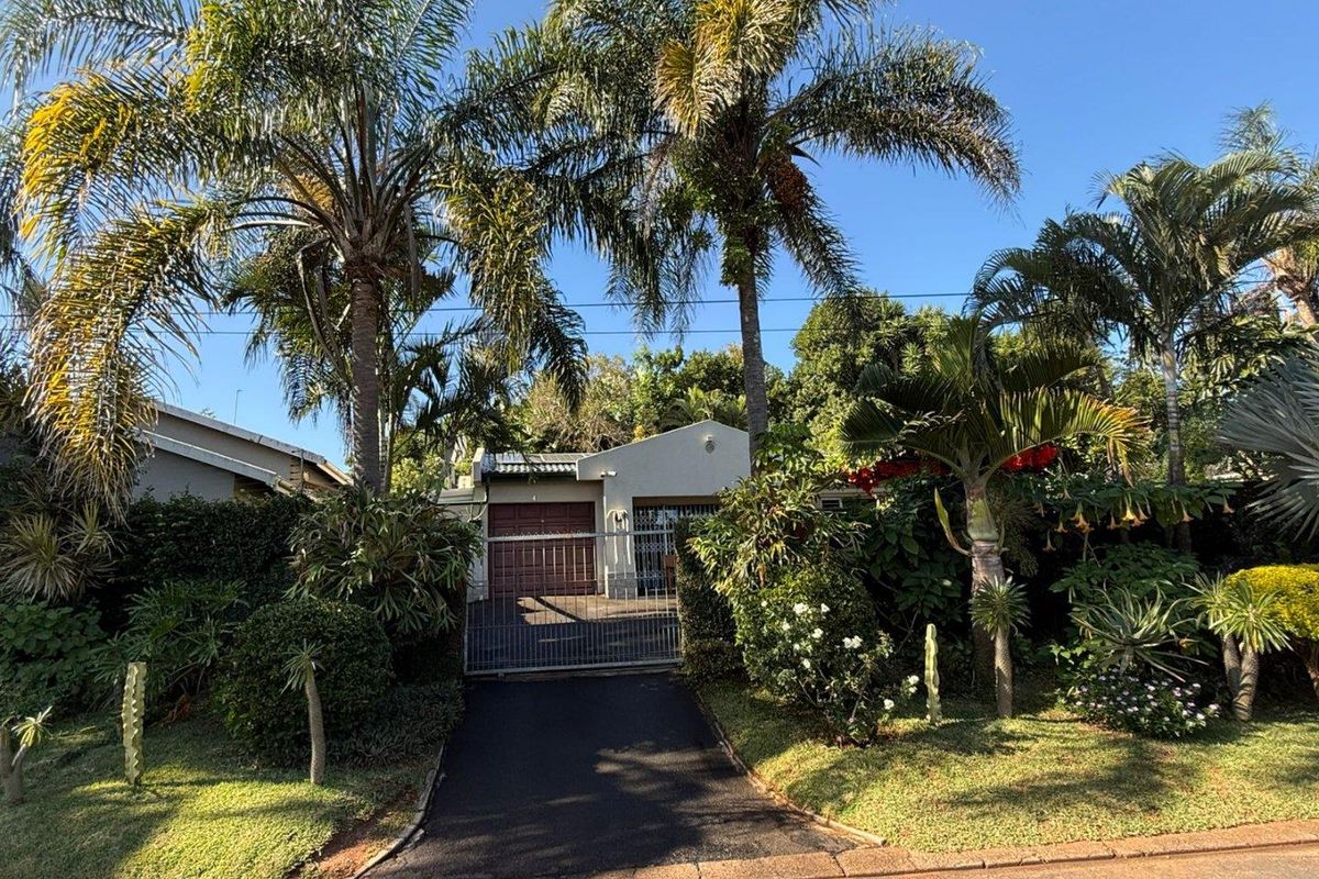 LOVELY HOME FOR SALE IN SUNNINGDALE UMHLANGA - Photo 3