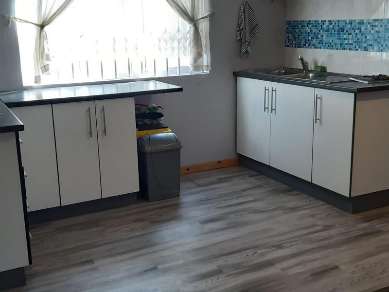 1-Bed granny flat, including water and lights, in Ashley, Pinetown - Photo 5