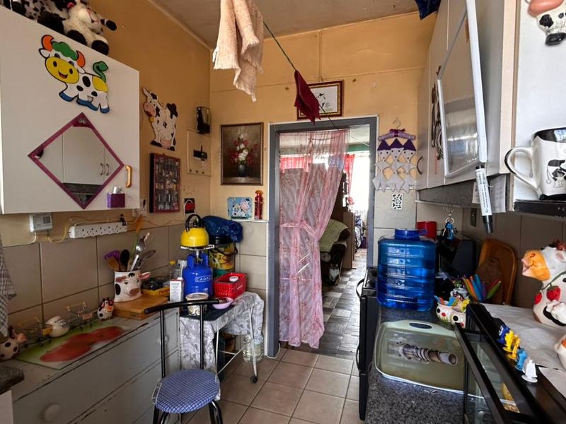 Bachelor Apartment in Secure Portofino Estate – Rhodesfield - Photo 3