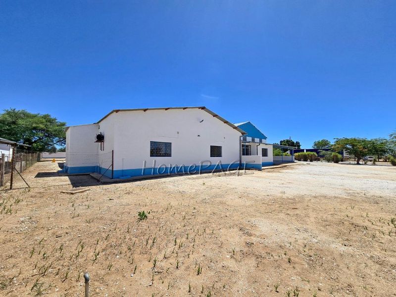 Industrial Area, Otjiwarongo:  VERY NEAT INDUSTRIAL PROPERTY FOR SALE - Photo 7