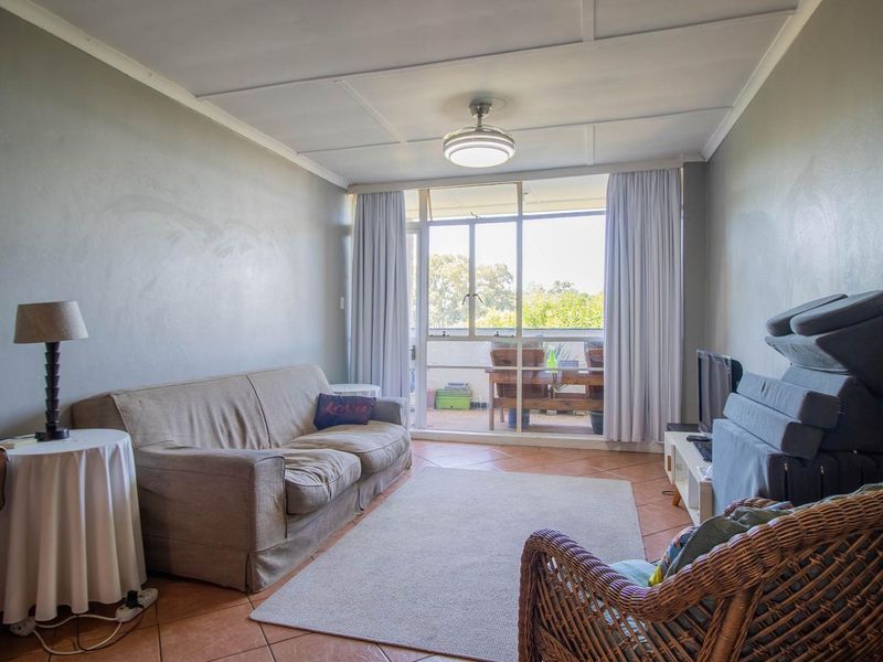 Life in the Suburbs!! - Photo 8