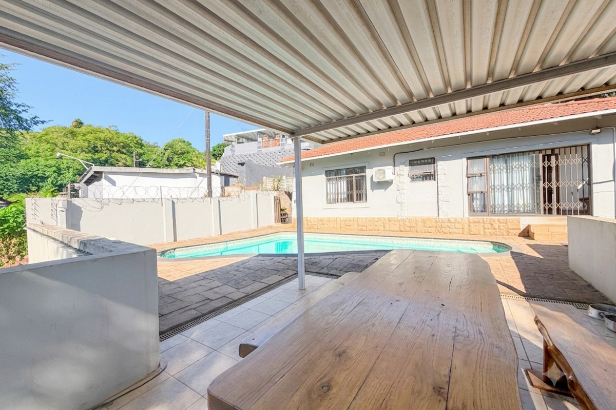 Hendra - Family home with Rental income potential in Parkhill - Photo 2