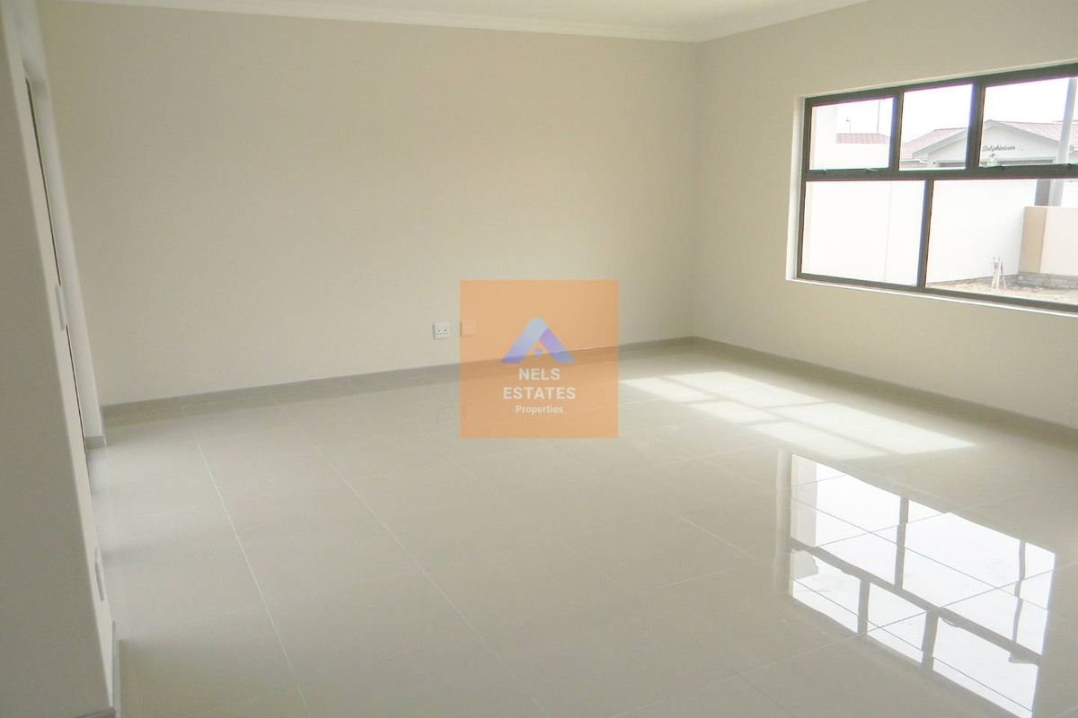 Family Home For Sale in Ocean View, Swakopmund - Photo 3