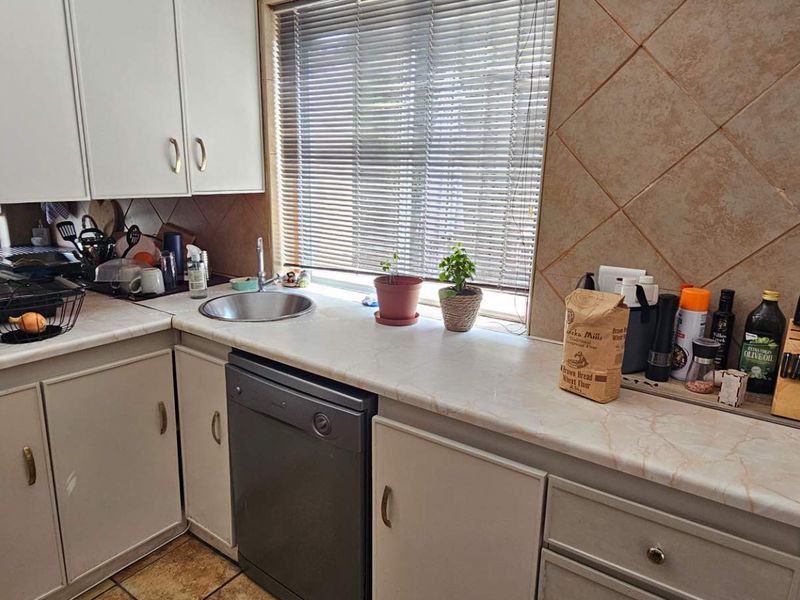 PERFECT ADRESS for long term rental - Photo 9