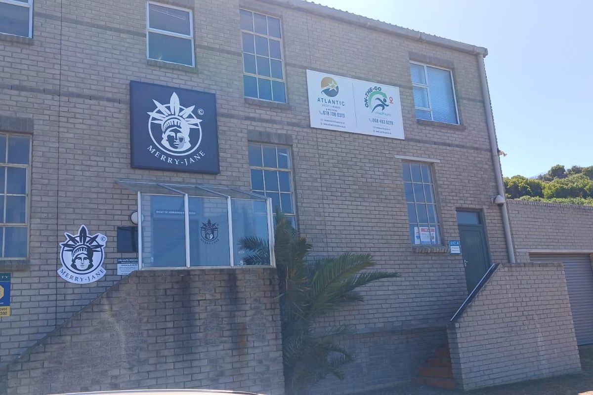 First-Floor Office Space with Sea views in Dido Valley - Photo 2