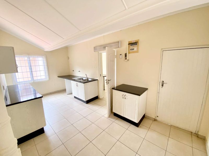 Hendra Estates - Stunning Family Home For Rent In Umhlanga. - Photo 9