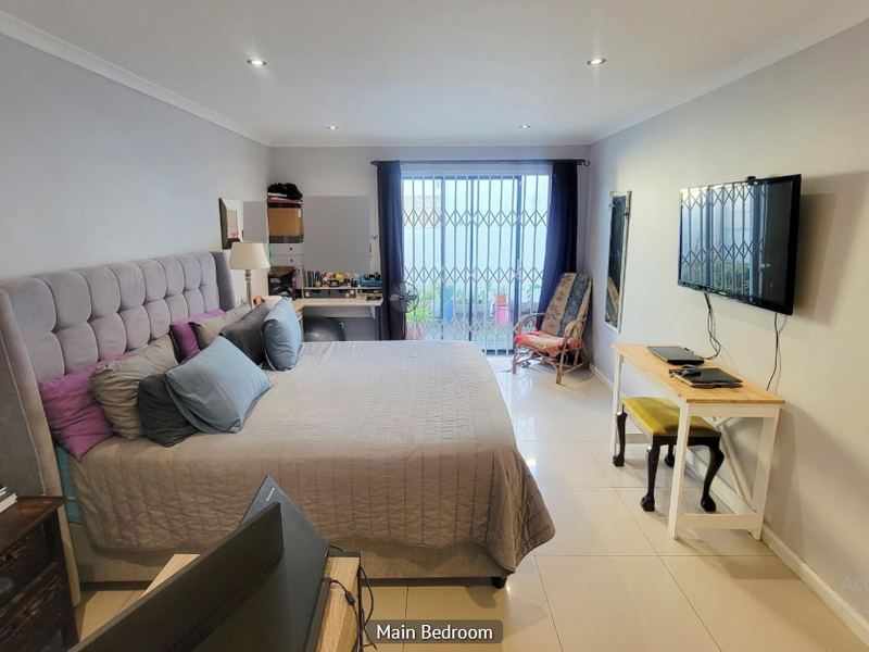 Charming 3-Bedroom Home with Modern Amenities - Photo 5