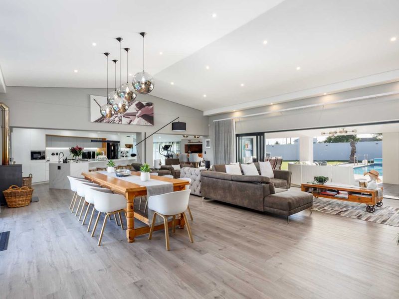 A Rare Lifestyle Estate with Three Properties Offering Space, Luxury and Endless Possibilities at Long Acres in the West Coast - Photo 5