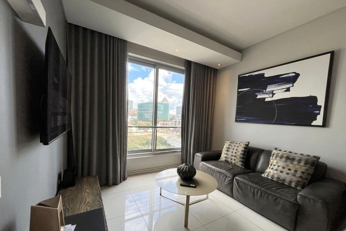 MODERN 1 BEDROOM APARTMENT AT CAPITAL SANDTON - Photo 4