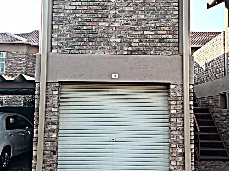 2 Bedroom Townhouse for rent - Photo 5
