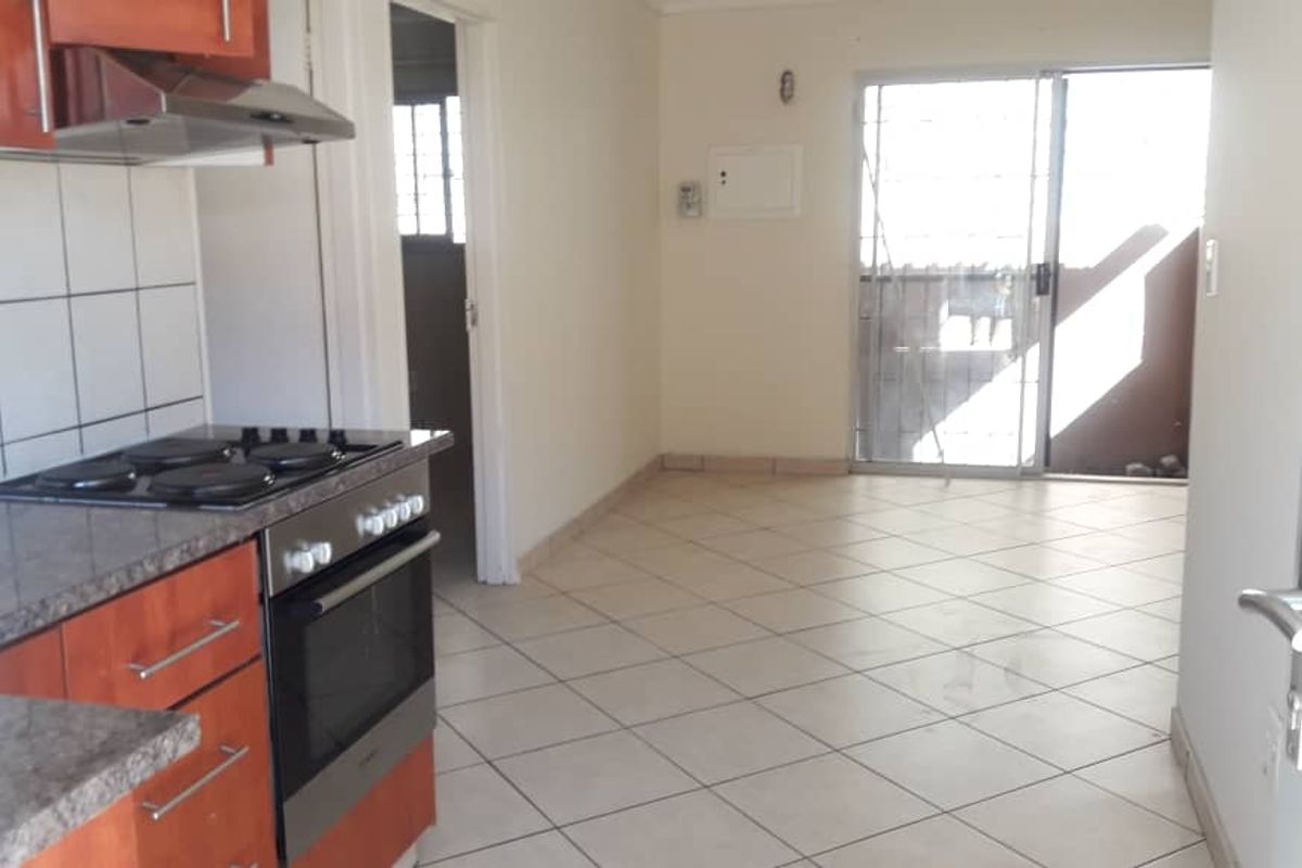 Apartment For Sale In Hans Court, Otjomuise - Photo 5