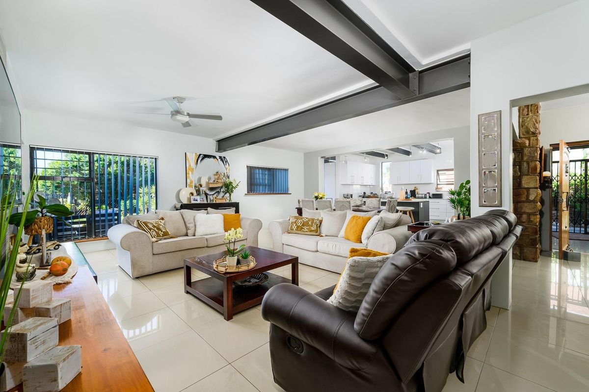 Income generator or extended family... - Photo 2