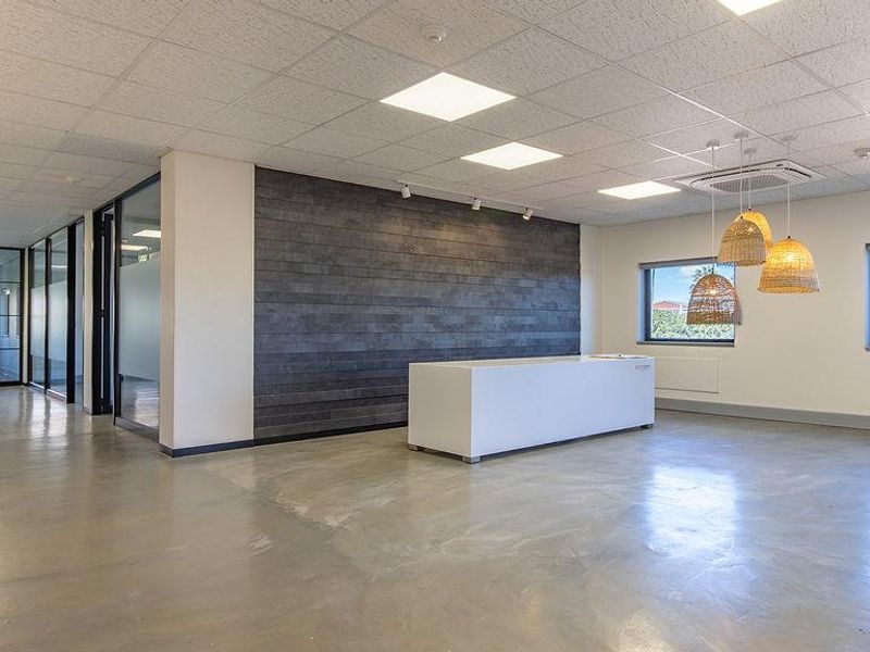 Full-Floor Premium Office Designed for Scale, Presence & Performance in Century City - Photo 4