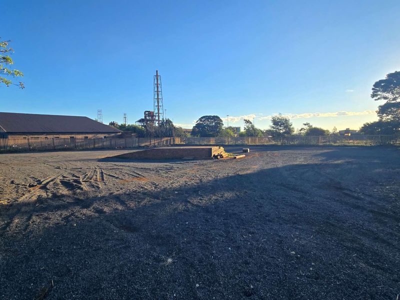 Expand Your Business Here - Workshop, Yard and Offices on 1.7HA - Photo 7