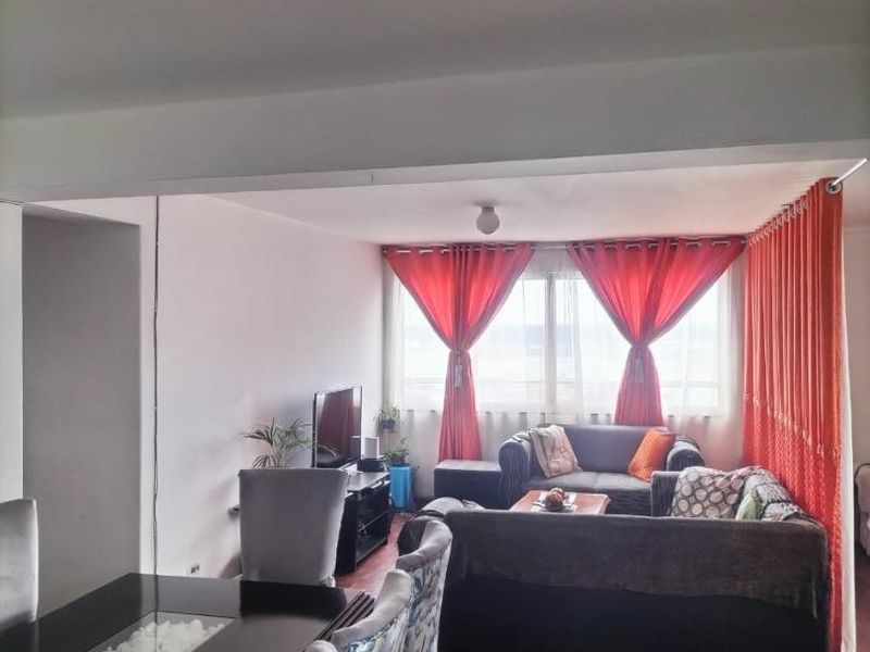 Secure Two-Bedroom Home with Sea Views in Durban Central - Photo 4