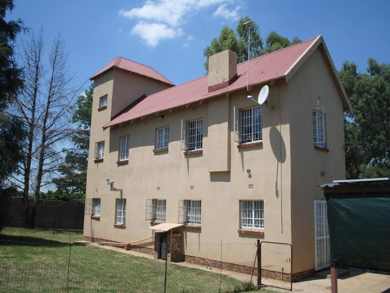 Feast your eyes on this lovely Vaal river property: - Photo 3