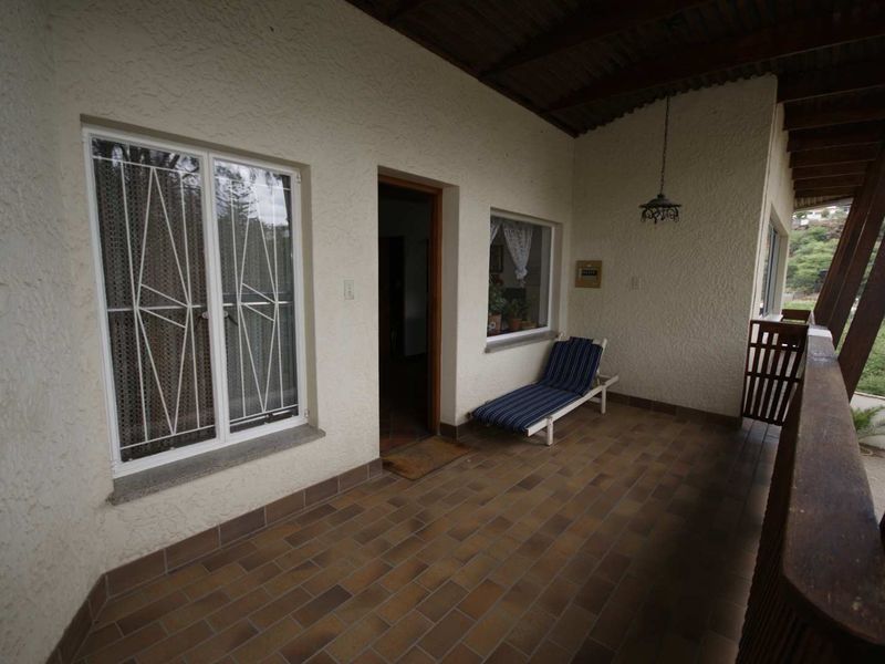 Spacious & Well Maintained Residence in Klein Windhoek - Photo 2