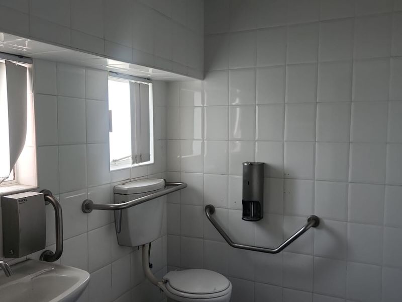 Commercial Property to let in Pinetown - Photo 9