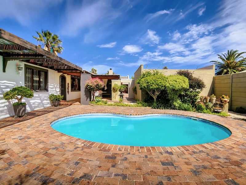 Penny's Cottage | Secure Serene Living - Photo 4