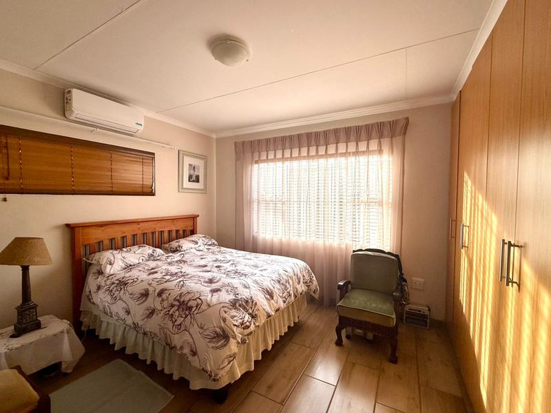 Peaceful Retirement Living in a Secure Lifestyle Village - Photo 9