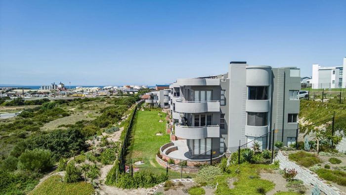 Property #2477454, Apartment For Sale in Island View