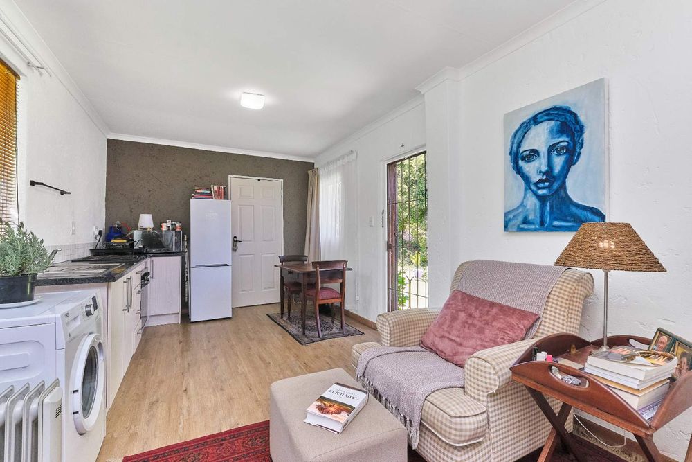 Kitchenette in  flatlet