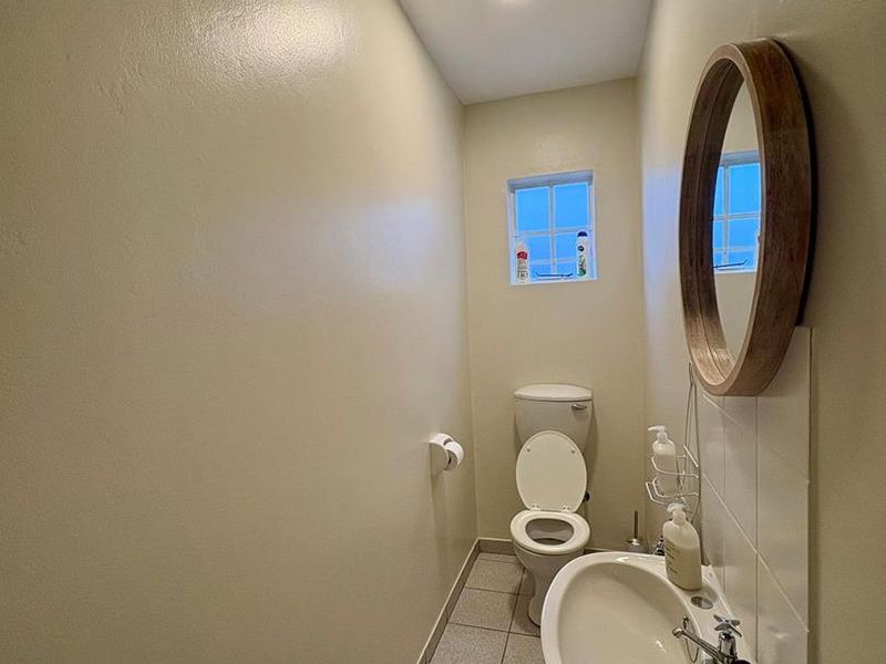 Office Space TO LET in Ludwigsdorf - Photo 6
