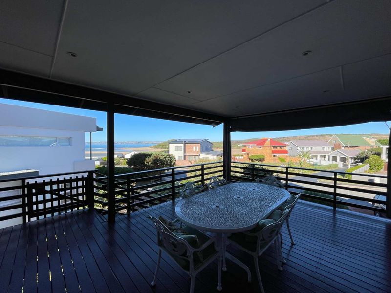 Coastal Living Just Steps from the Shore – Klein Brak River Gem! - Photo 2