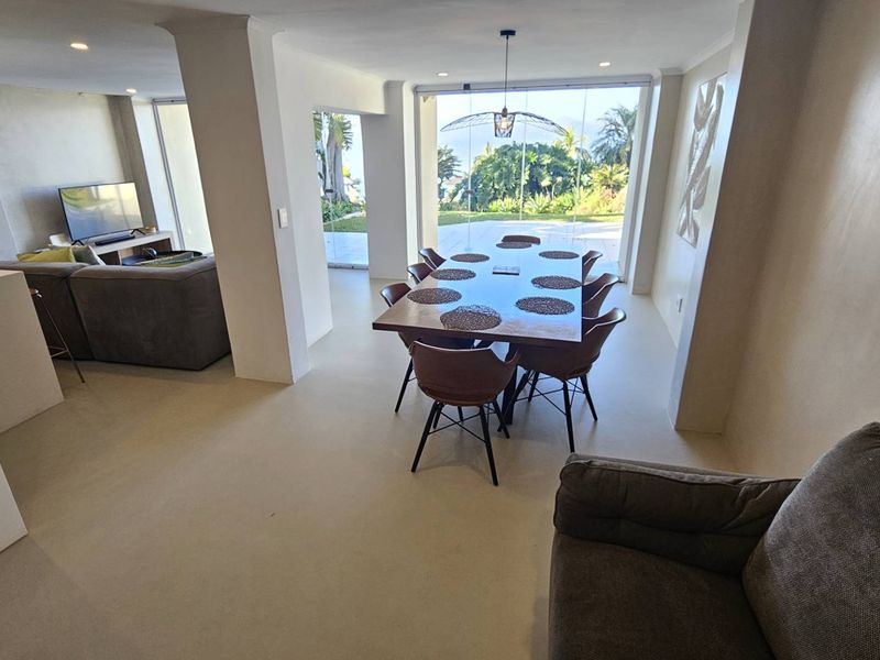 4 Bedroom Executive Apartment in Kosmos - Photo 3