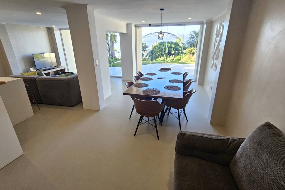 4 Bedroom Executive Apartment in Kosmos - Photo 3