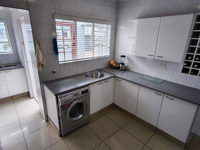 Charming Pet Friendly 3-Bedroom Townhouse for Sale in the Heart of Brackenhurst!!! - Photo 9