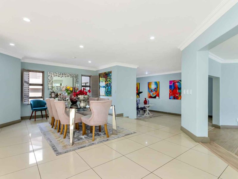 MODERN SPACIOUS AND STYLISH HOME - Photo 4