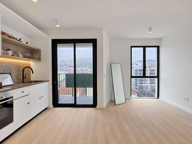 1 Bedroom Apartment in Ten on V - Photo 9