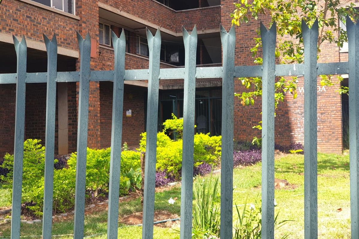 Lovely Apartment in the Avenues - Photo 4