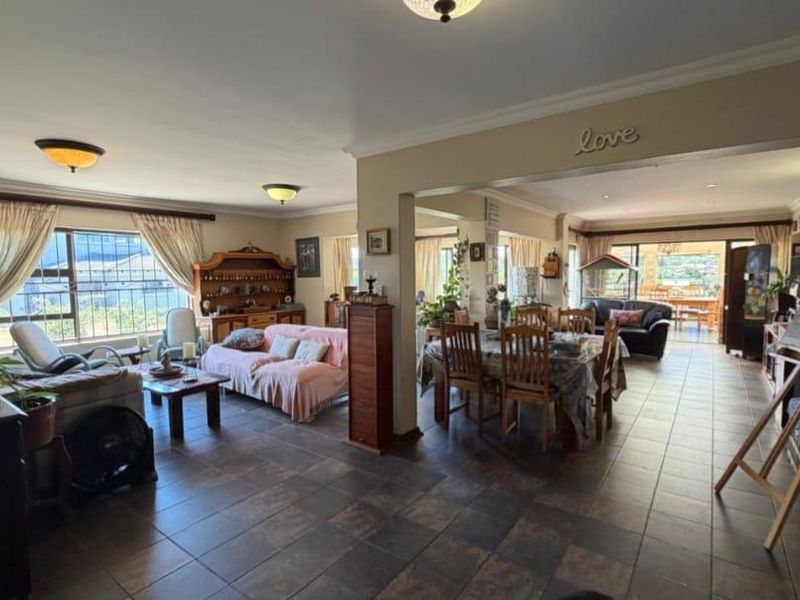 MORE THAN A HOME - A VAAL DAM LIFESTYLE - Photo 6