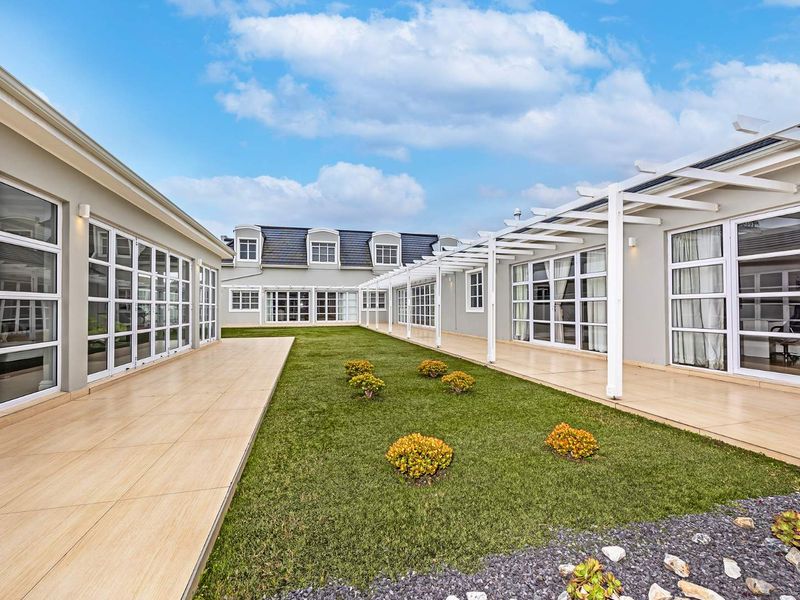 Exceptional Contemporary Luxury in Flamingo Vlei - Photo 7