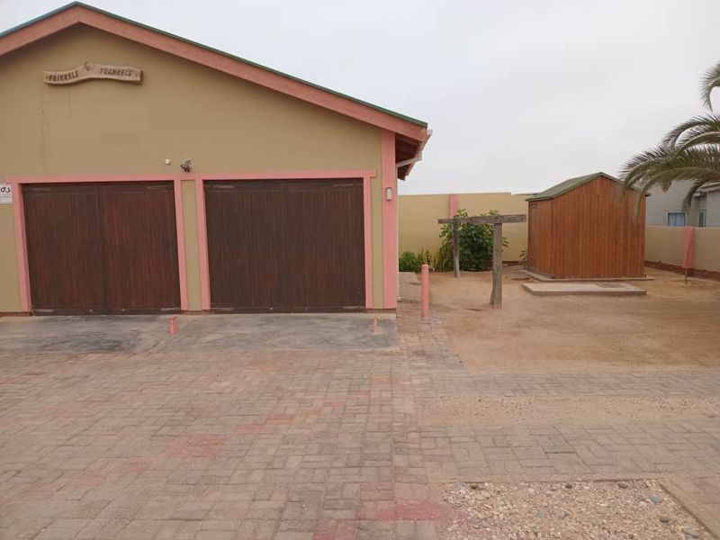 PERFECTLY LOCATED 3 BEDROOM HOUSE FOR SALE IN HENTIES BAY - SOUTH DUNE - Photo 3
