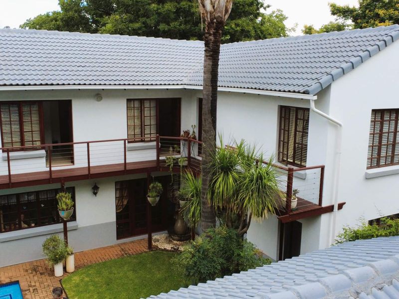 PRISTINE FAMILY HAVEN - Photo 3