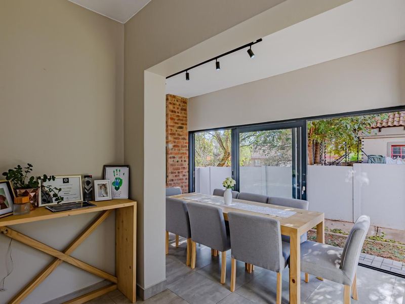 Modern Three Bedroom home in Security Estate - Olympus - Photo 5