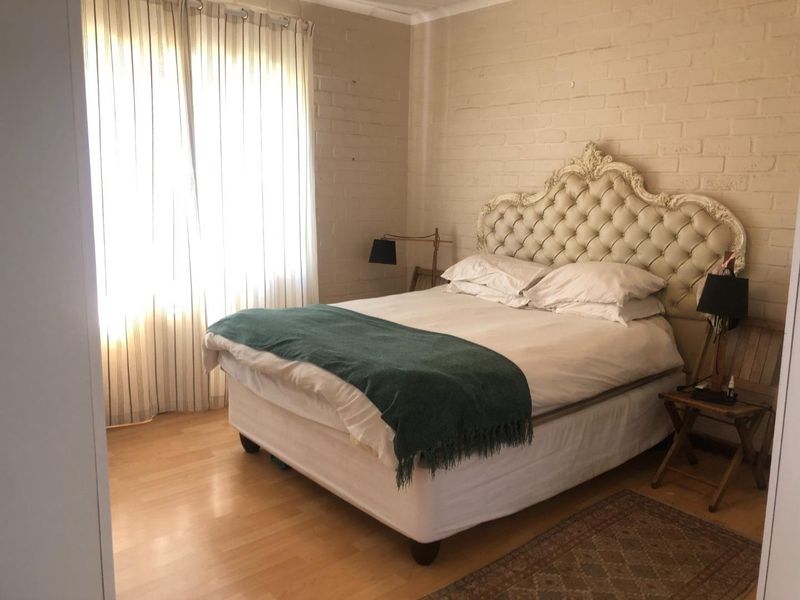 Charming Bot River Home: Country Living - Photo 6